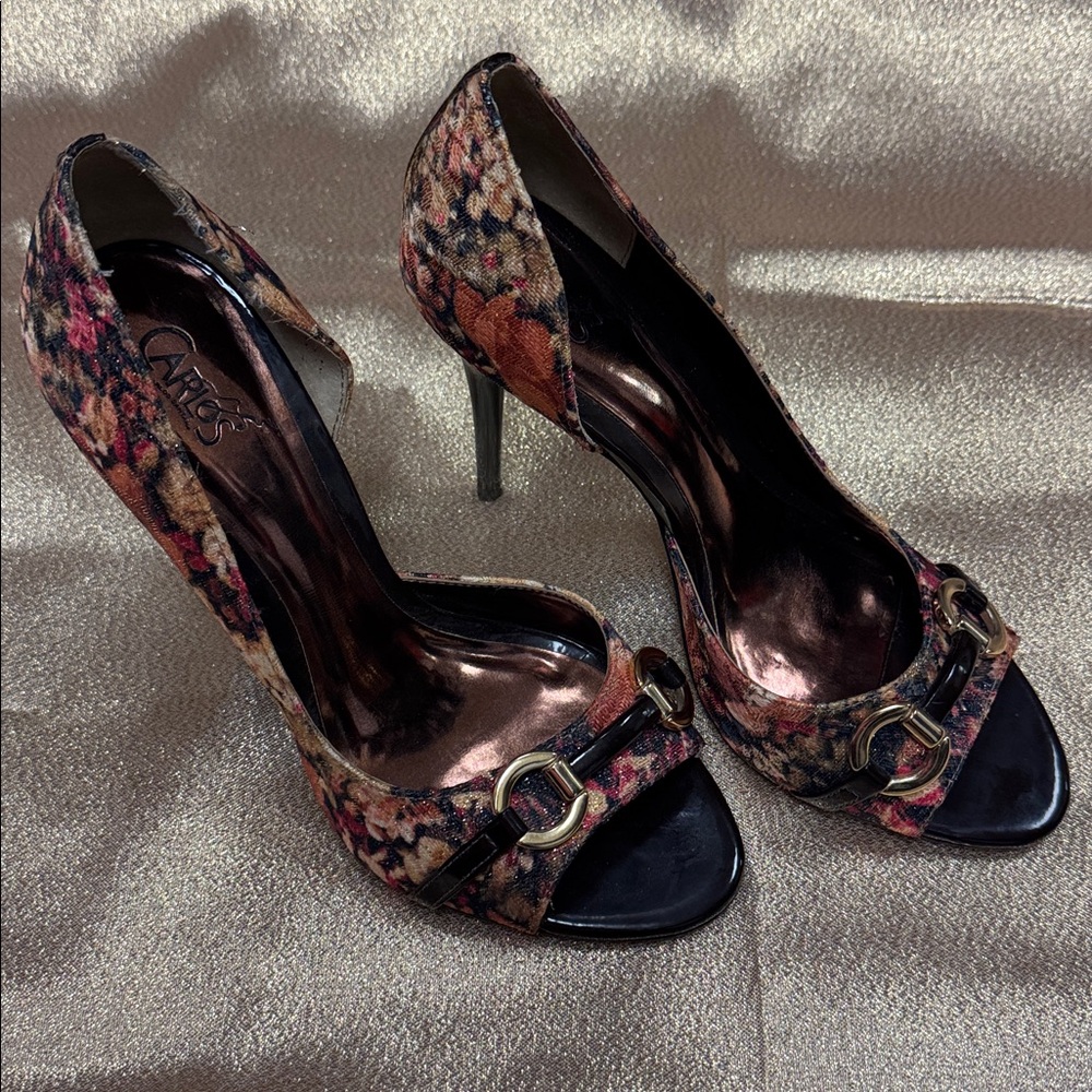 Carlos Santana Roulette Open-Toe Heels with Gold Accents Size 8
